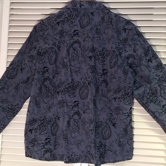 LemonGrass blouse semi-sheer - Picture 6 of 8